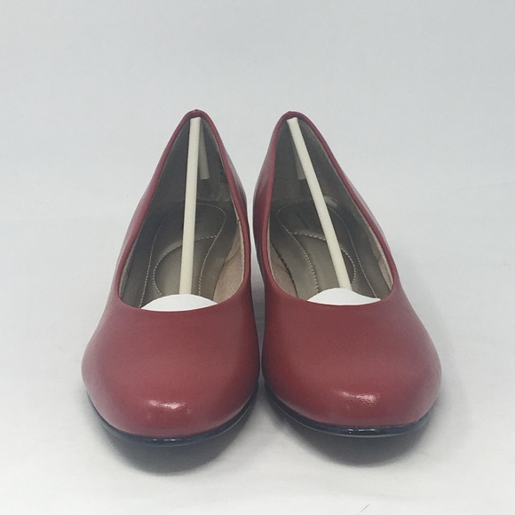 Hush Puppies Soft Style Women's Angel II Pump Red - Picture 3 of 5